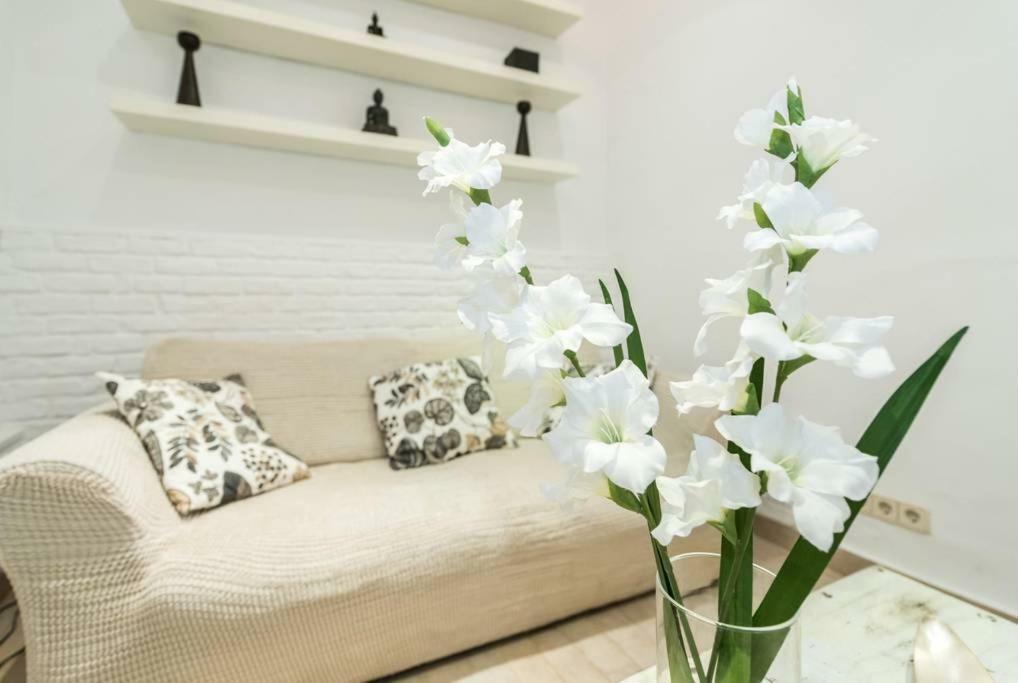 マドリードStylish Loft At Chueca'S Heartアパートメント エクステリア 写真